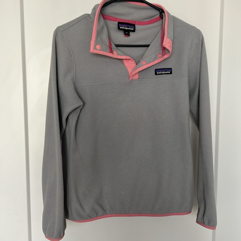 XS Patagonia pullover sweater